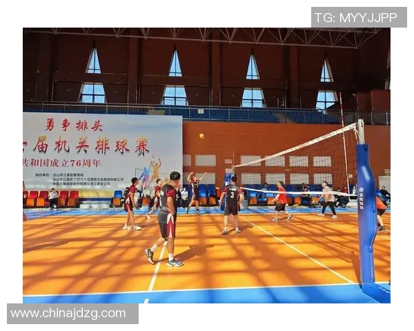 上海篮球队荣登篮球意识排行榜第二名展现卓越团队智慧与战术执行力 上海篮球队荣登篮球意识排行榜第二名展现卓越团队智慧与战术执行力