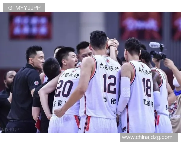 南京乒乓球队与重庆乒乓球队赛后复盘分析比赛节奏与战术对决